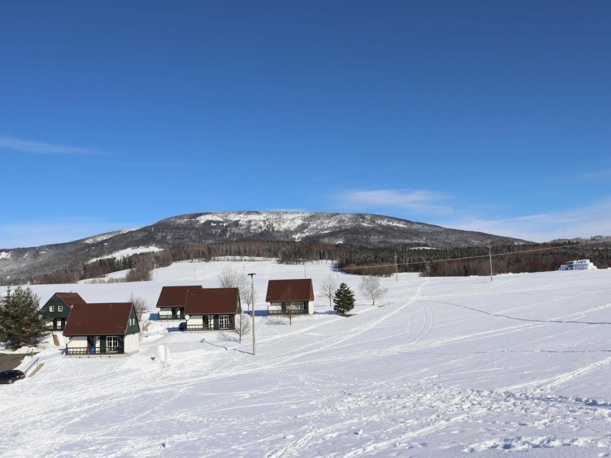 Holiday Home Holiday Hill E52 By Interhome แชร์นีดุล ภายนอก รูปภาพ